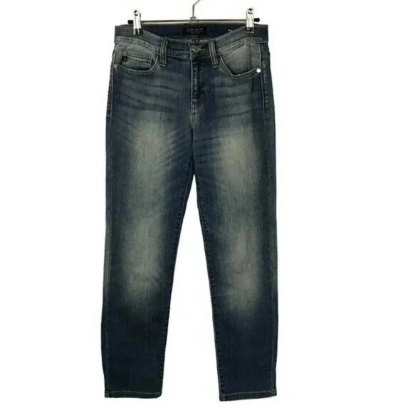 Judy Blue Medium Wash Relaxed Fit Skinny Ankle Crop Jeans 5 / 27 - Picture 1 of 3